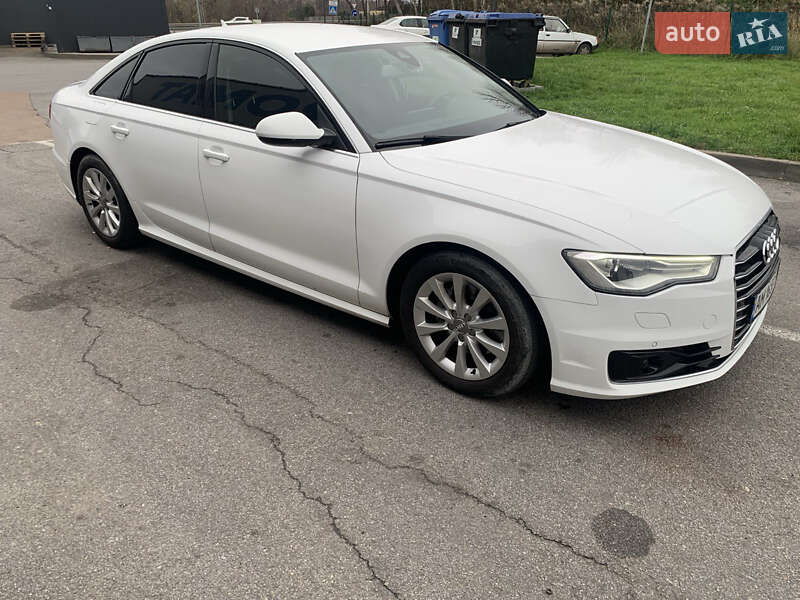 Седан Audi A6 2015 в Житомире