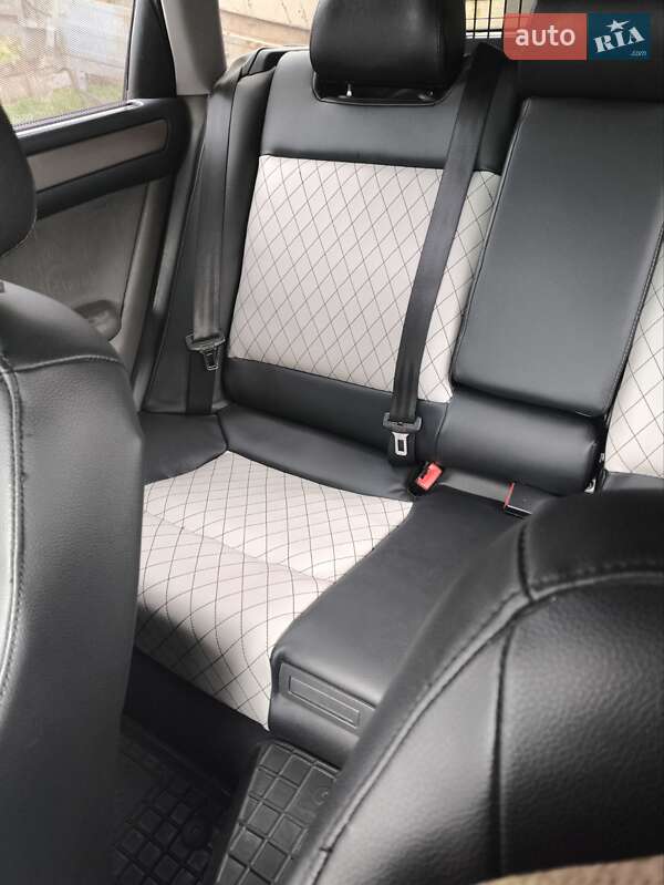 Універсал Audi A6 2000 в Переяславі