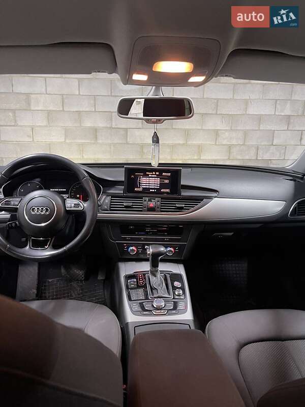 Универсал Audi A6 2012 в Вараше