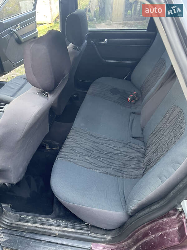 Седан Audi A6 1995 в Перемишлянах