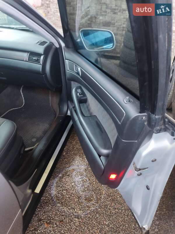 Універсал Audi A6 2001 в Чернігові