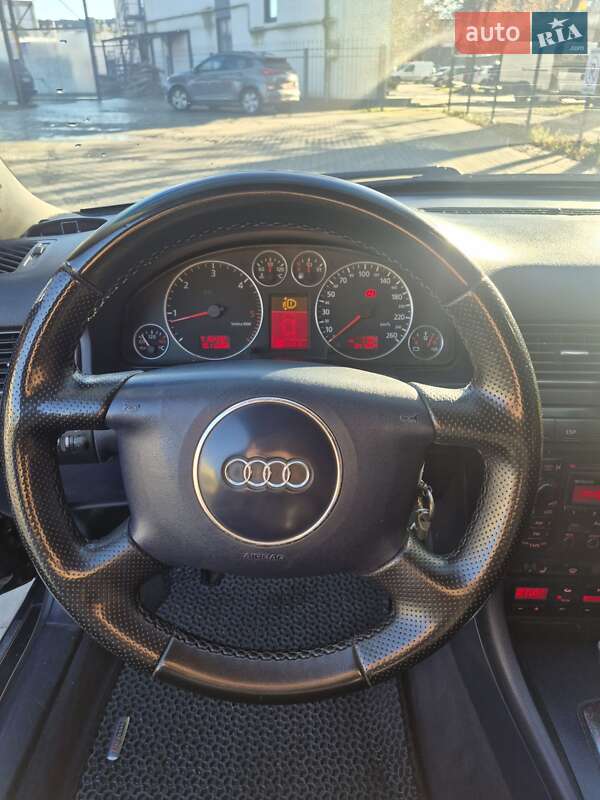 Универсал Audi A6 2003 в Луцке