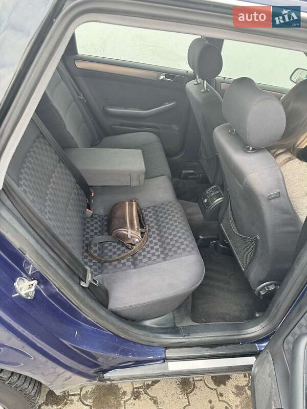 Універсал Audi A6 2000 в Чернівцях фото 14 Універсал Audi A6 2000 в Чернівцях