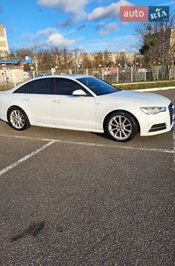 Седан Audi A6 2016 в Киеве