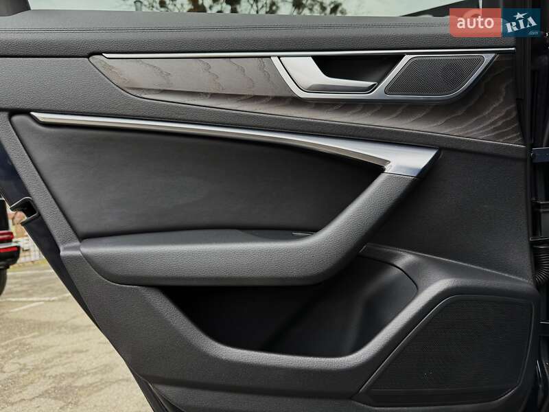 Седан Audi A6 2020 в Киеве