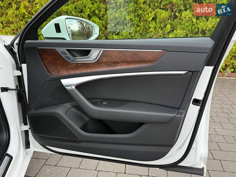 Седан Audi A6 2019 в Стрые