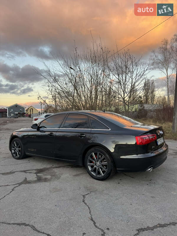 Седан Audi A6 2011 в Звягелі