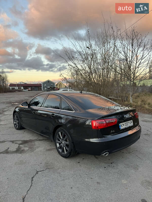 Седан Audi A6 2011 в Звягелі