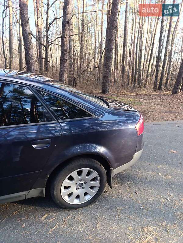 Седан Audi A6 2000 в Обухове