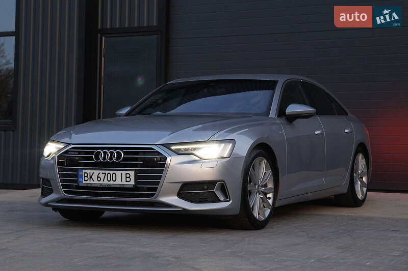Седан Audi A6 2019 в Дубно
