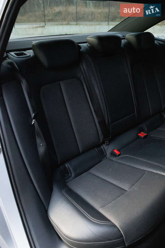 Седан Audi A6 2019 в Дубно