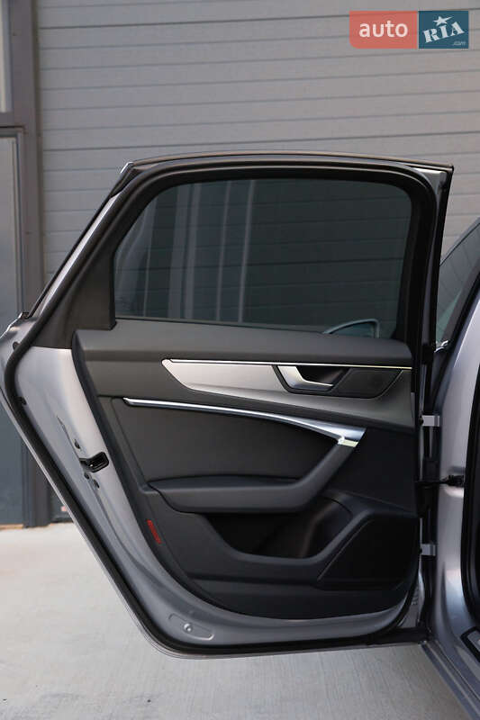 Седан Audi A6 2019 в Дубно