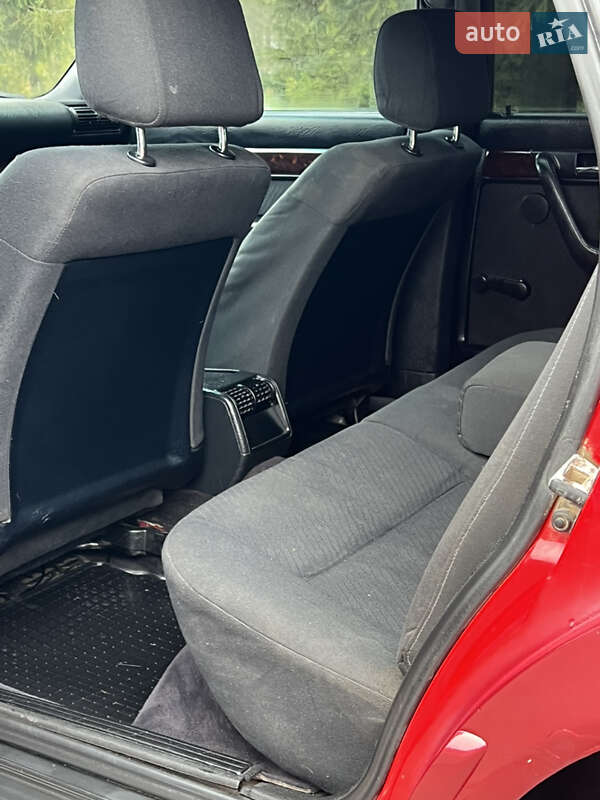 Седан Audi A6 1995 в Рівному