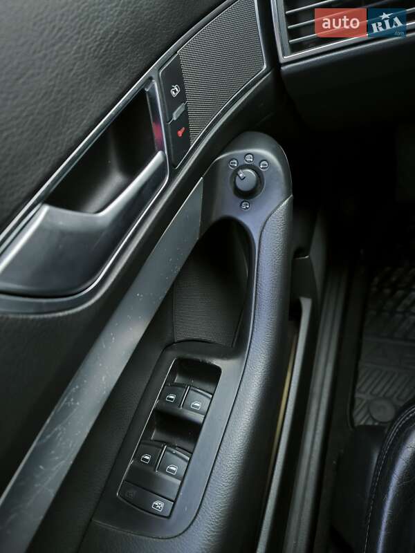 Седан Audi A6 2004 в Харькове