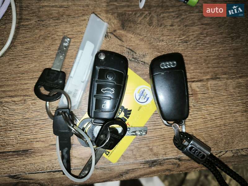 Седан Audi A6 2004 в Харькове