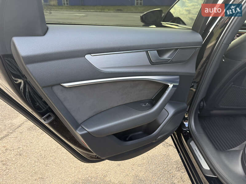 Седан Audi A6 2018 в Киеве