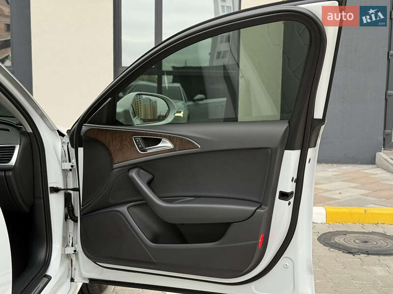 Седан Audi A6 2016 в Киеве