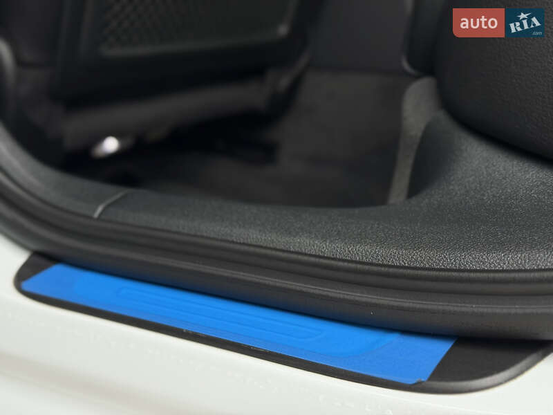 Седан Audi A6 2016 в Киеве