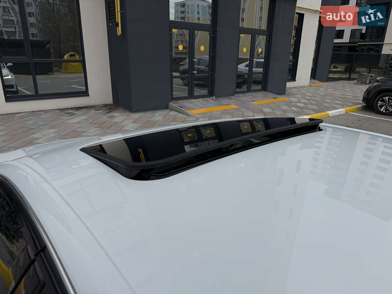 Седан Audi A6 2016 в Киеве