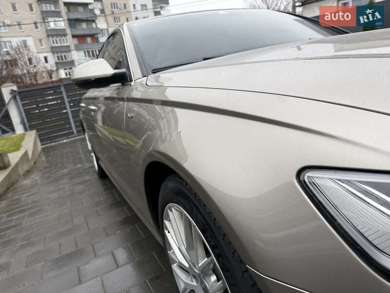 Седан Audi A6 2015 в Умані