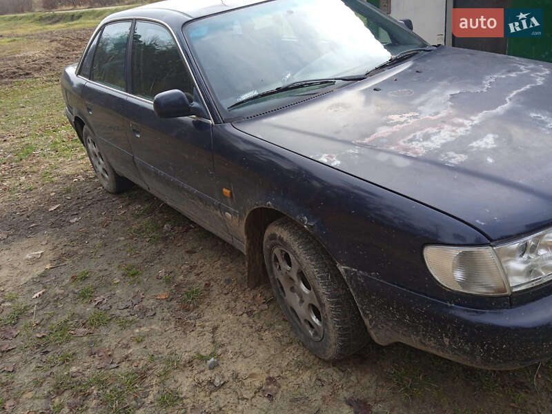 Седан Audi A6 1997 в Рава-Русской