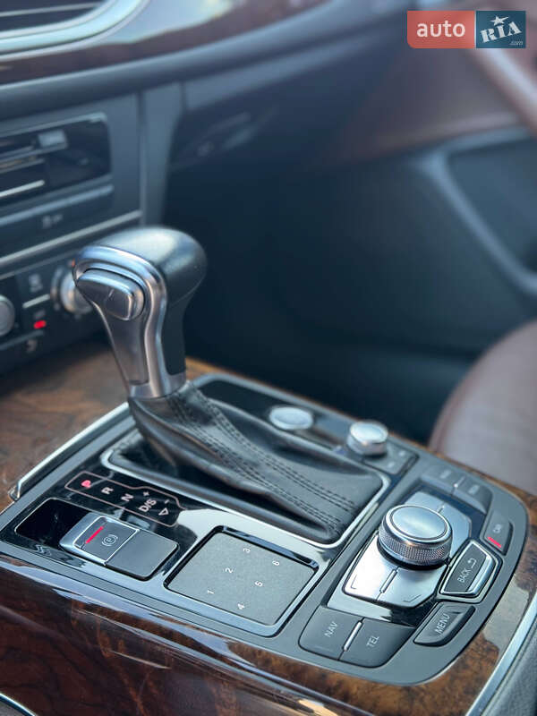 Седан Audi A6 2014 в Одессе