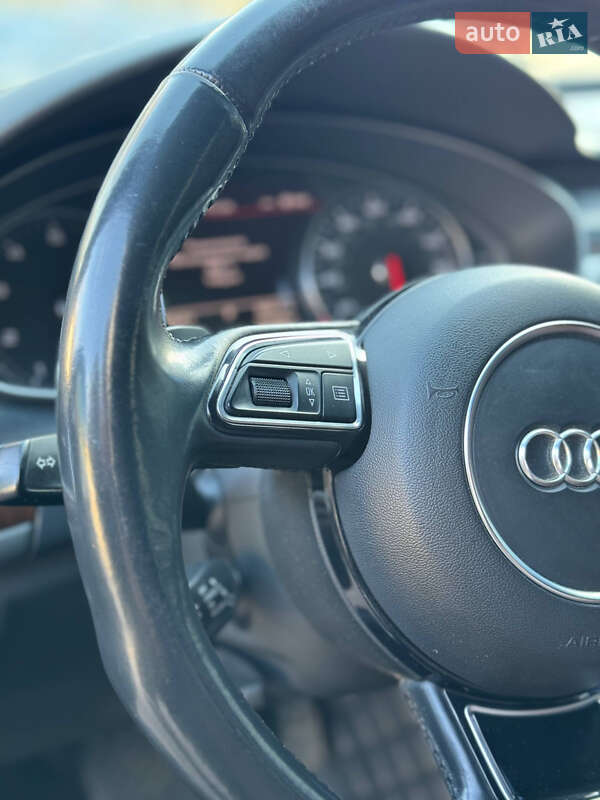 Седан Audi A6 2014 в Одессе