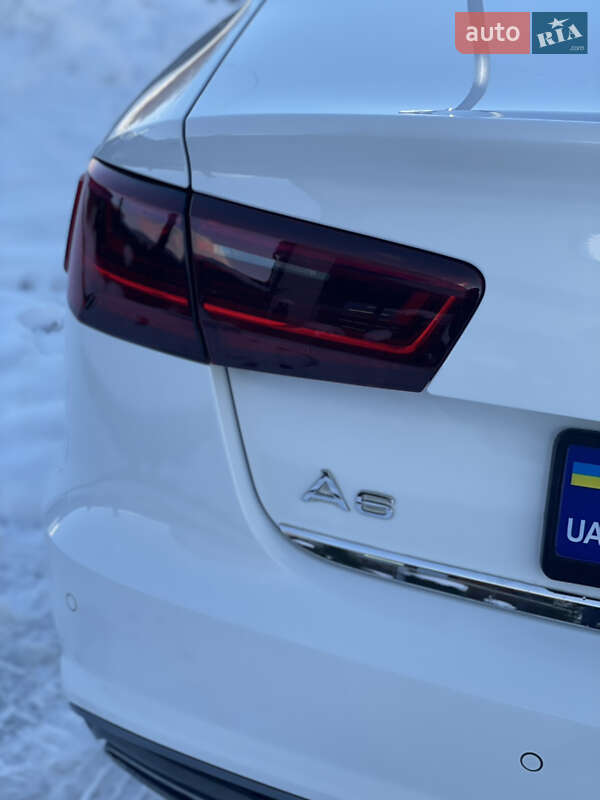 Седан Audi A6 2016 в Стрию