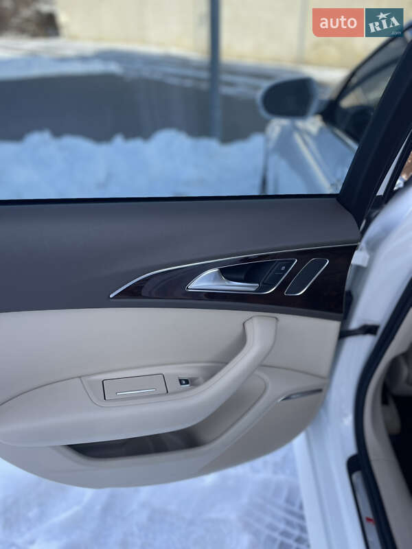 Седан Audi A6 2016 в Стрию