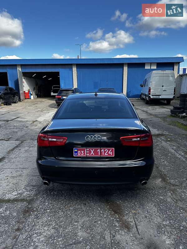Седан Audi A6 2013 в Нововолынске