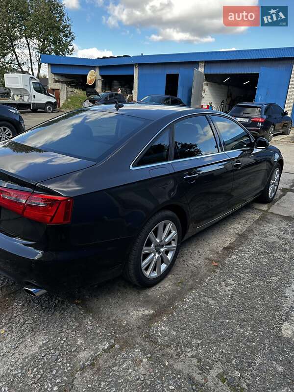 Седан Audi A6 2013 в Нововолынске