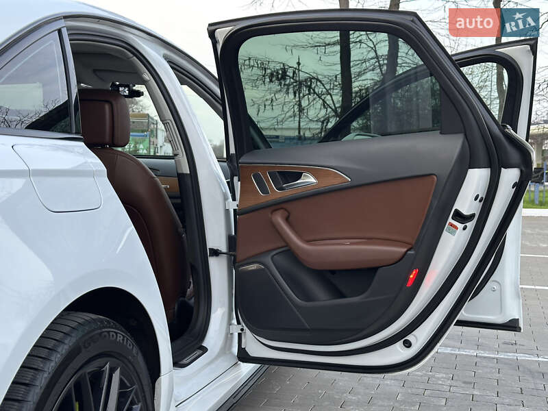 Седан Audi A6 2015 в Одессе