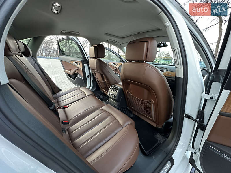 Седан Audi A6 2015 в Одессе