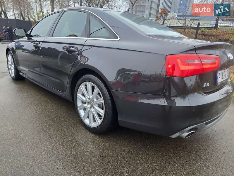 Седан Audi A6 2012 в Киеве