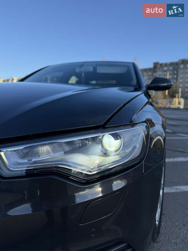 Седан Audi A6 2011 в Ивано-Франковске