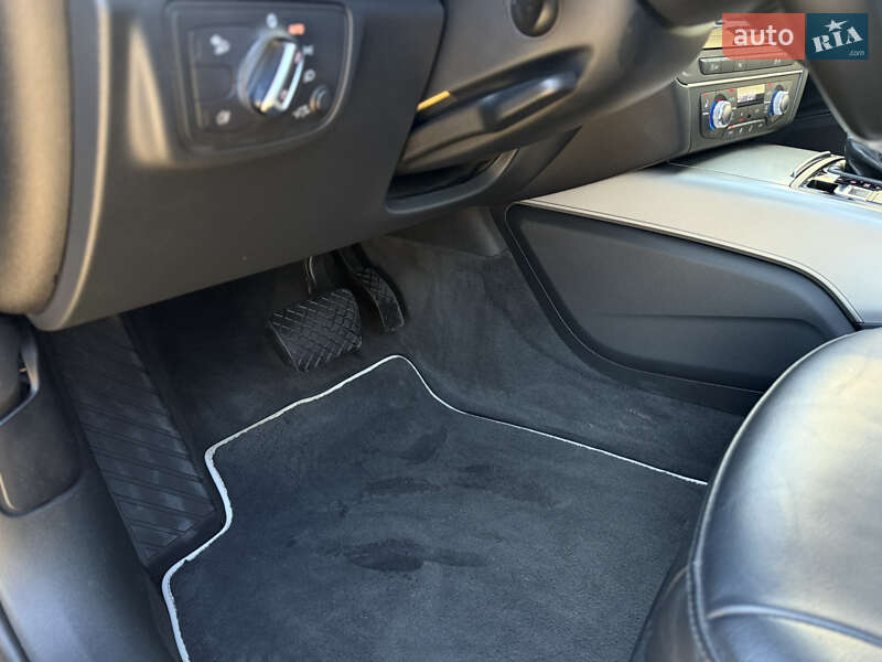 Седан Audi A6 2011 в Ивано-Франковске