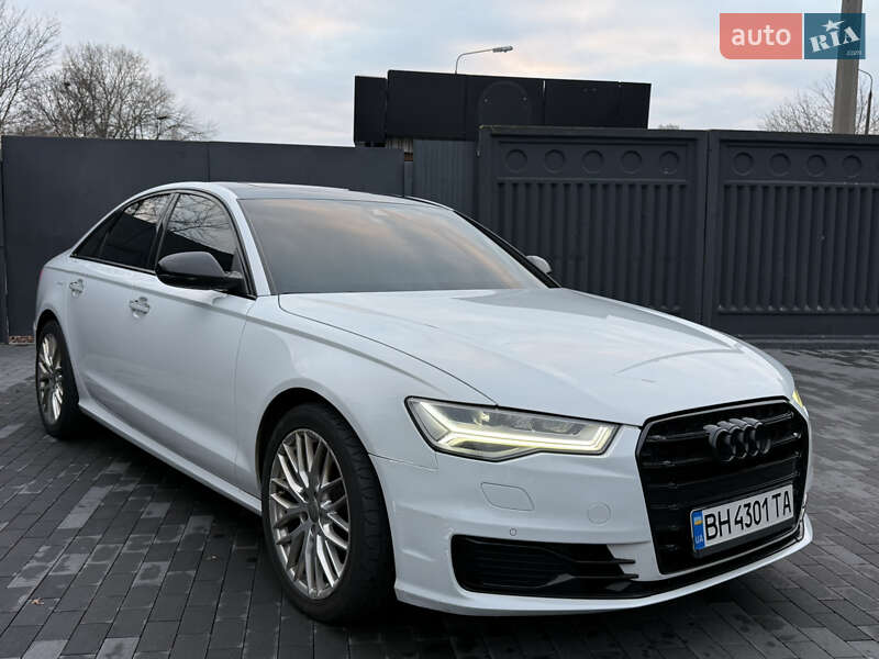 Седан Audi A6 2016 в Киеве