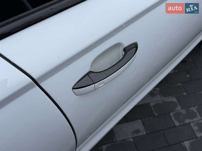 Седан Audi A6 2016 в Киеве