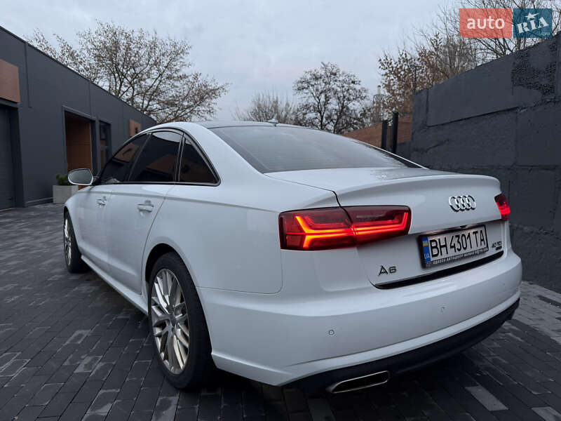Седан Audi A6 2016 в Киеве
