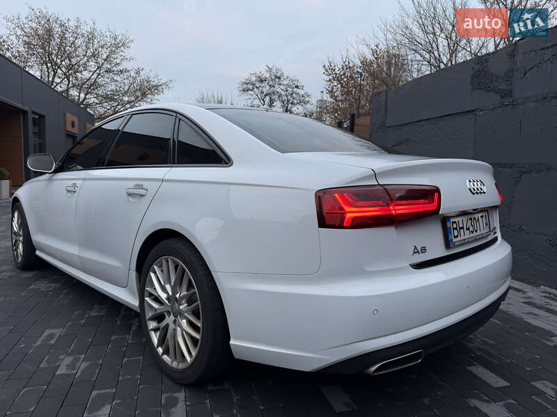 Седан Audi A6 2016 в Киеве