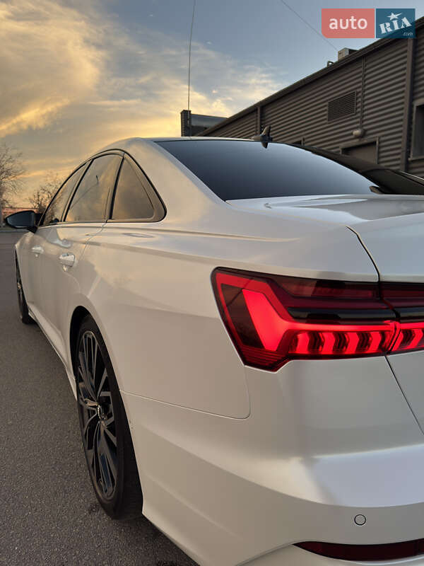 Седан Audi A6 2018 в Дніпрі