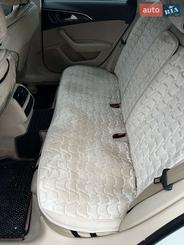 Седан Audi A6 2012 в Ивано-Франковске