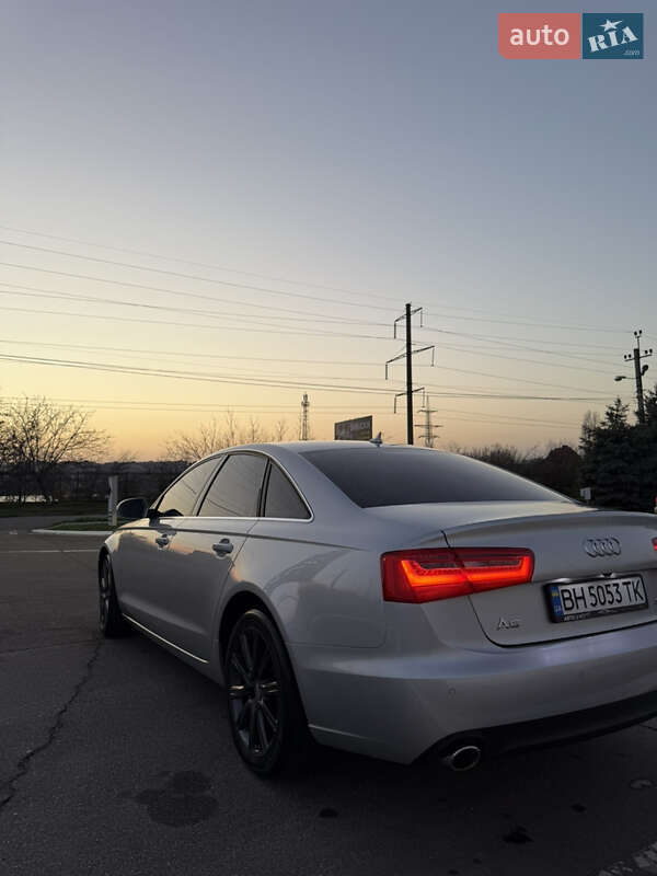 Седан Audi A6 2013 в Николаеве
