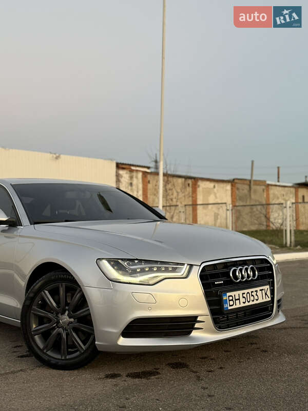 Седан Audi A6 2013 в Николаеве