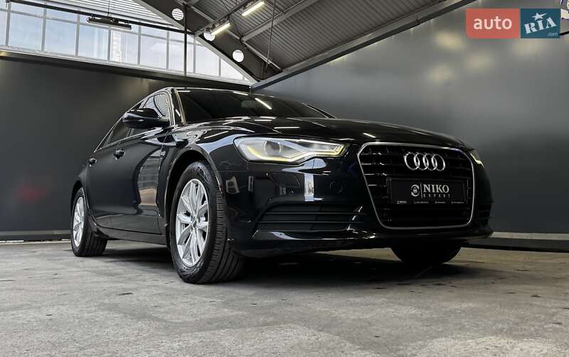 Седан Audi A6 2012 в Киеве