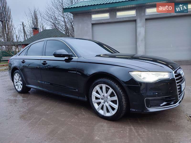 Седан Audi A6 2015 в Теофиполе