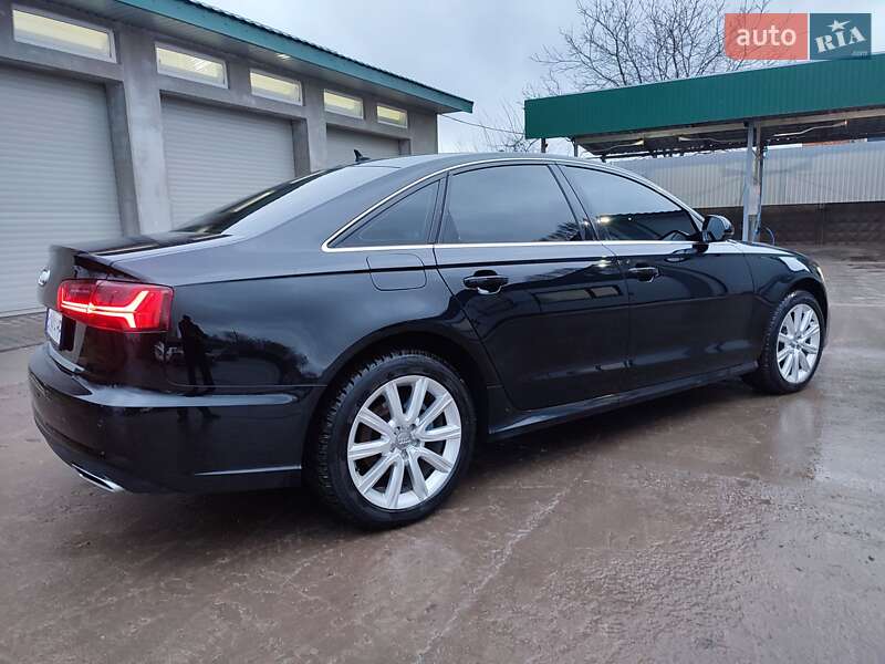 Седан Audi A6 2015 в Теофиполе