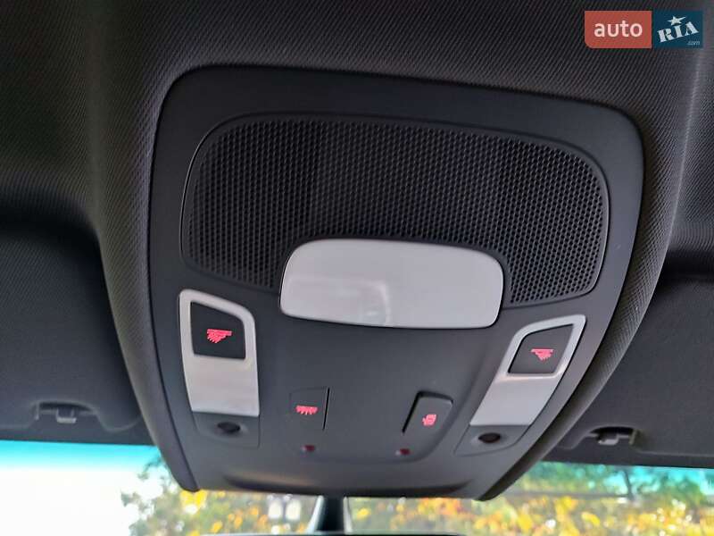 Седан Audi A6 2015 в Теофиполе