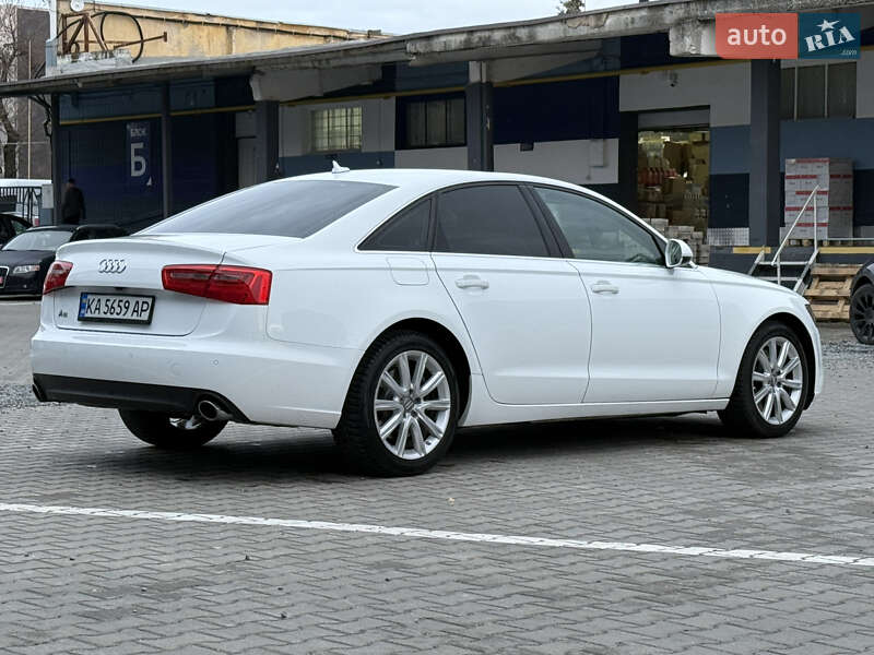 Седан Audi A6 2013 в Рівному