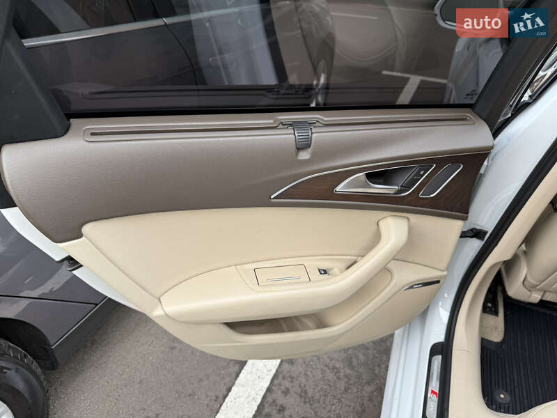 Седан Audi A6 2015 в Луцке